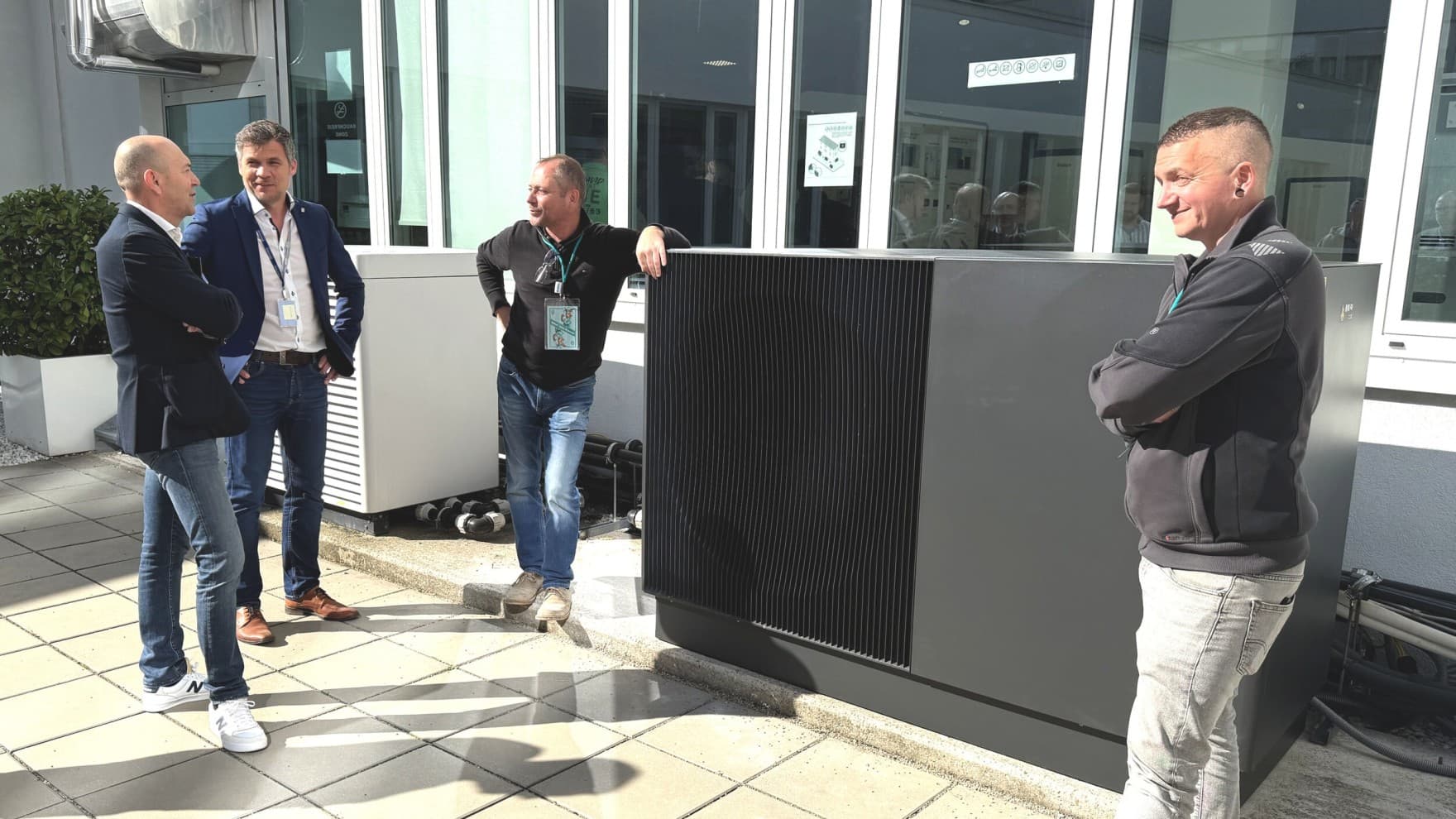 Die neue aroTHERM perform live in Betrieb