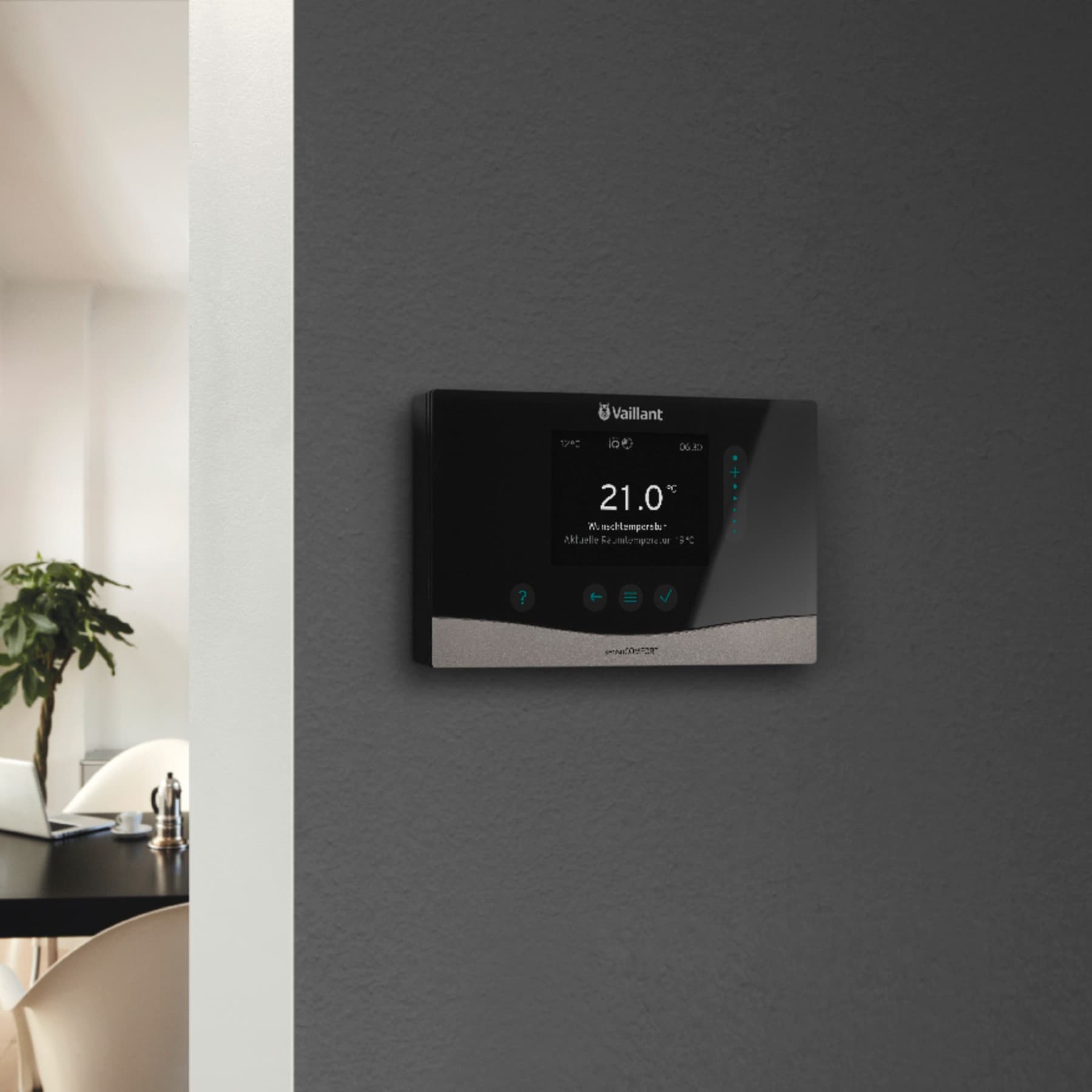 Vaillant Regler an der Wand
