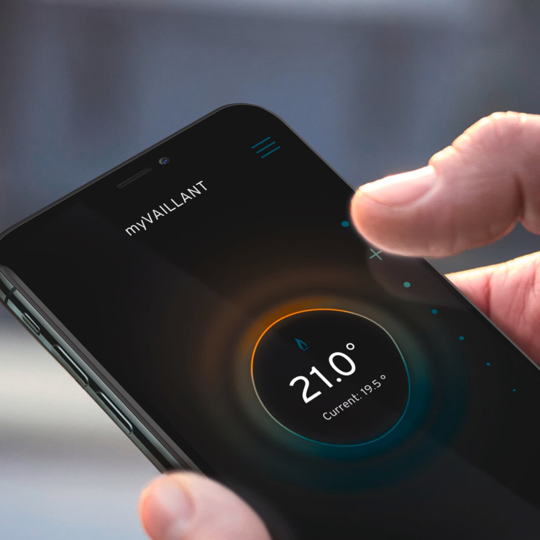 Handy mit myVaillant App