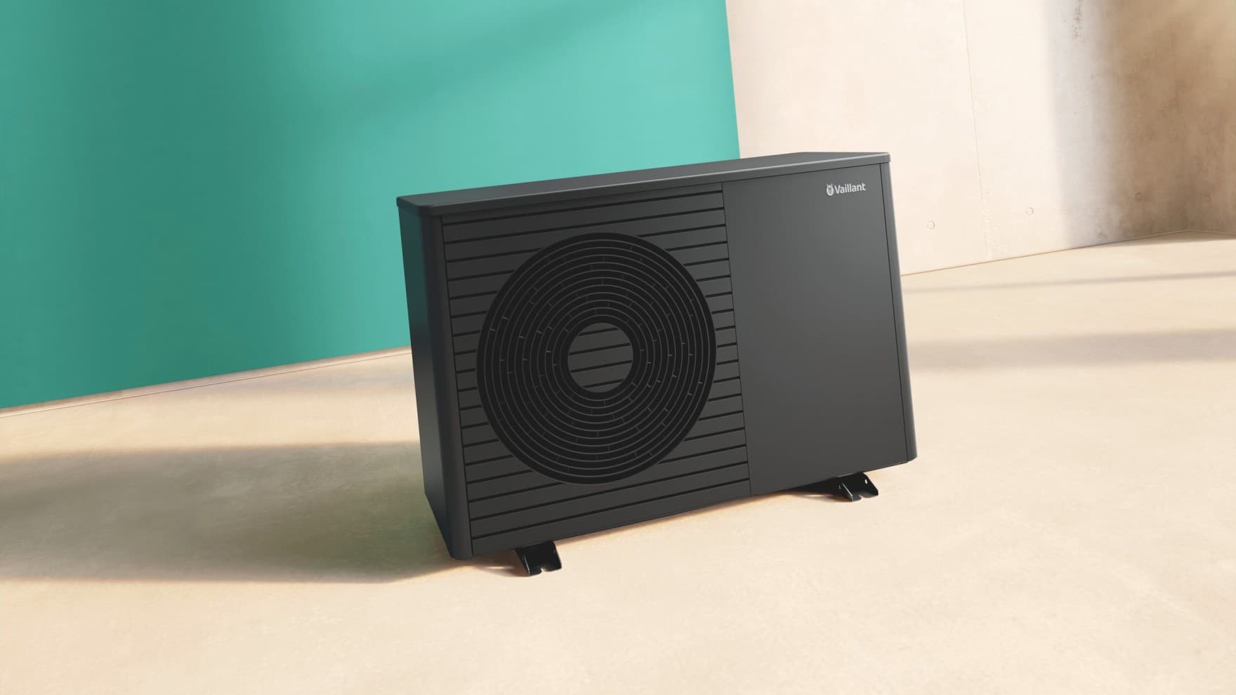 Stilvoll und zeitlos: Mit dem neuen Design präsentiert sich die aroTHERM plus in einem stilvollen Schwarzgrau. Somit fügt sie sich nahtlos in jede Umgebung ein und verbindet Funktionalität mit moderner Optik.