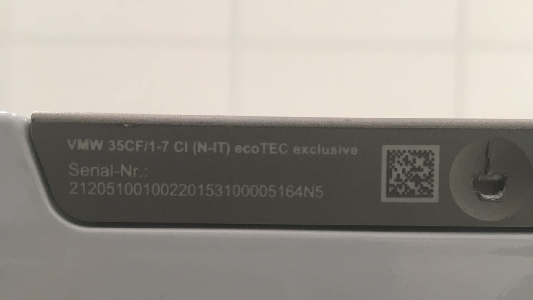 Frontblende hinter dem Deckel