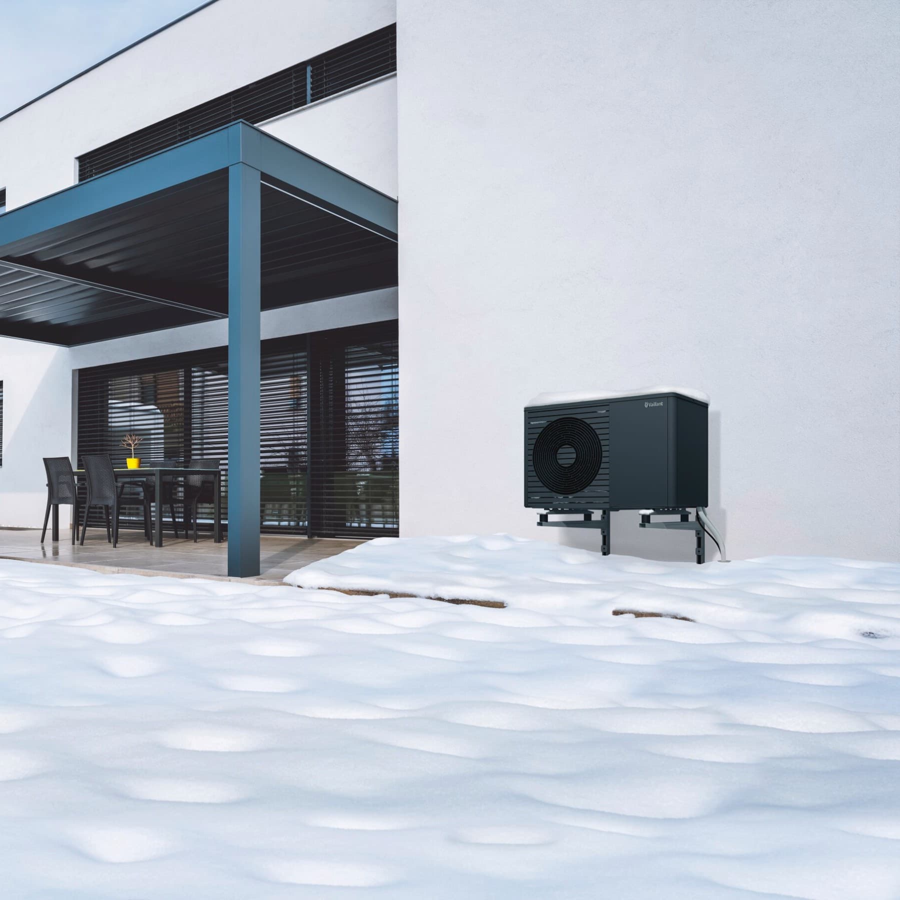 Haus mit Schnee bedeckt