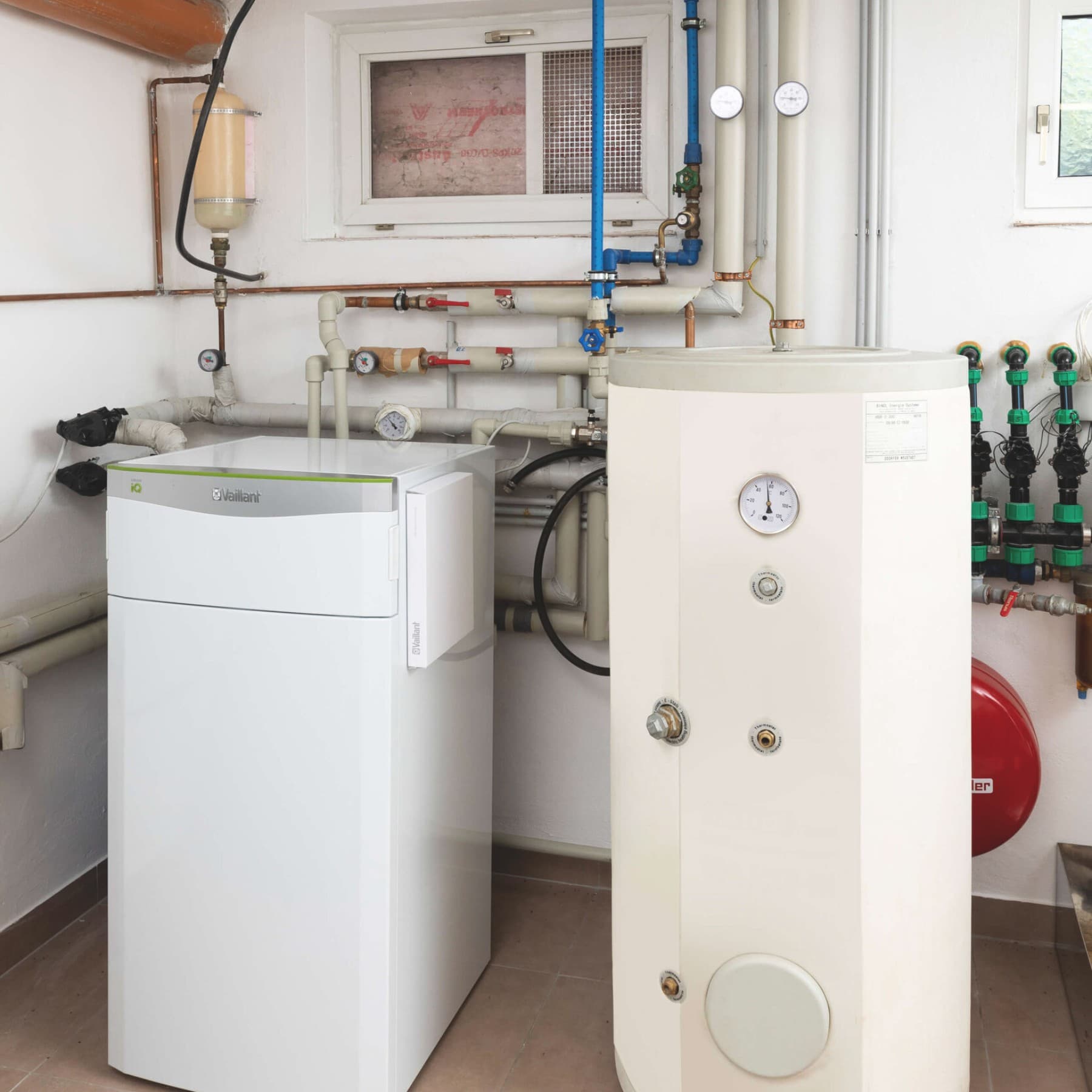 Vaillant Geräte in einem Heizkeller