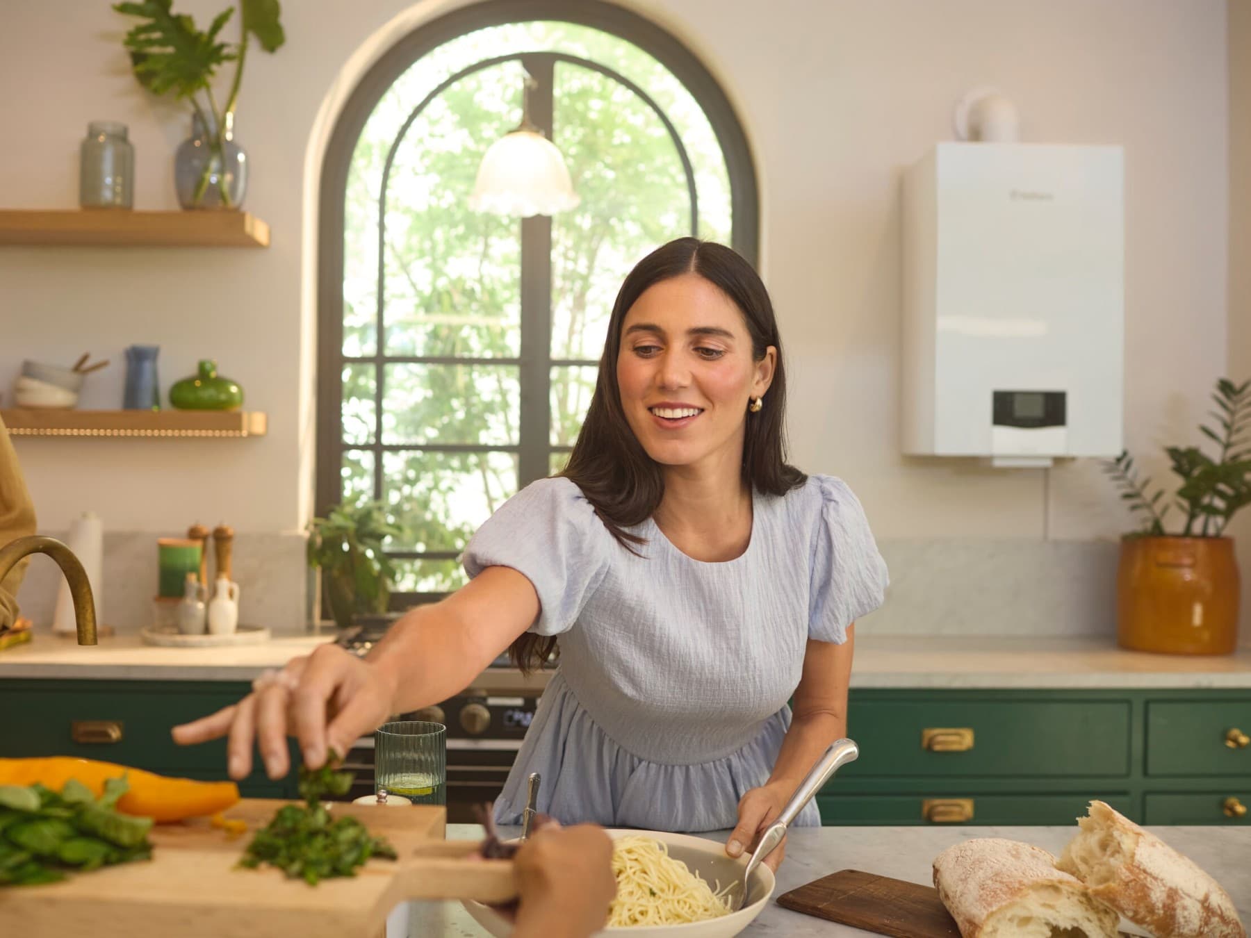 Paar beim Kochen, ecoTEC plus